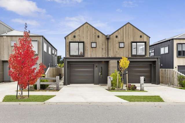 Northeast-facing effortless living