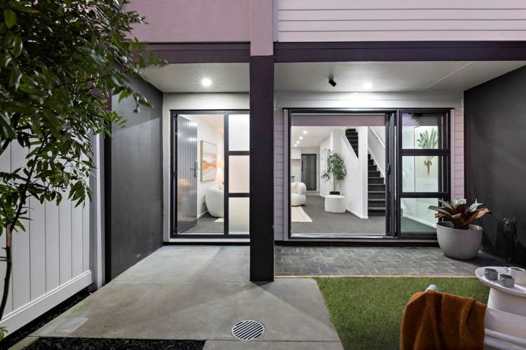 7b Mavis Place Beach Haven_6