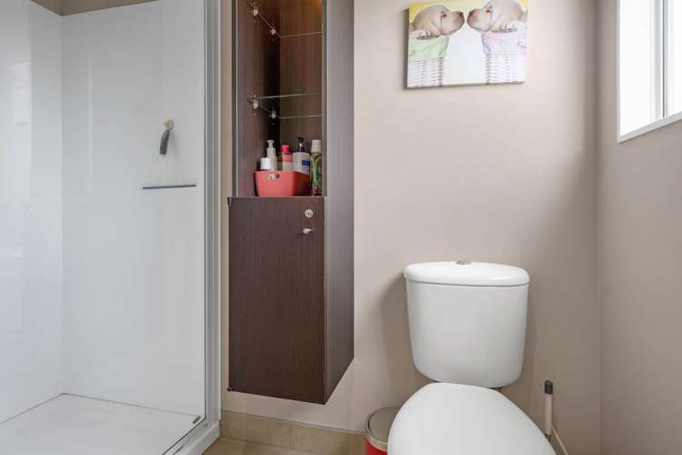 1 Kirikiri Lane East Tamaki_13