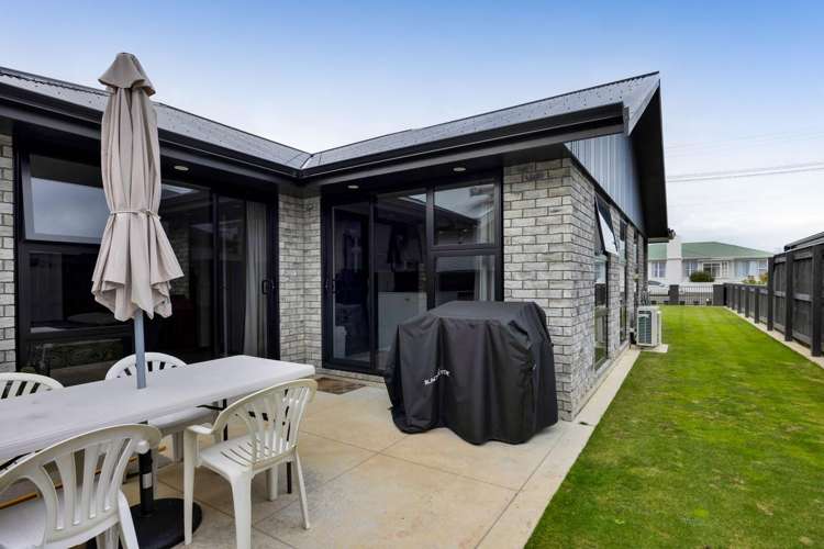 4a Surrey Street Hawera_13