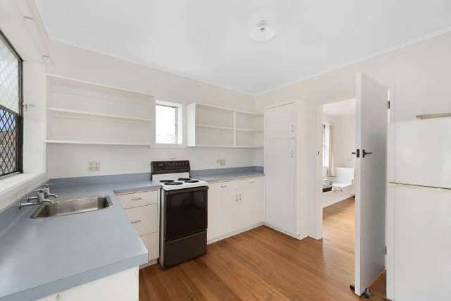 142 Nixon Street 1074_1