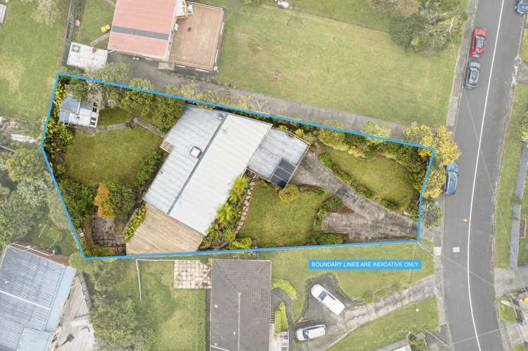 29 Highland Avenue Titirangi_24