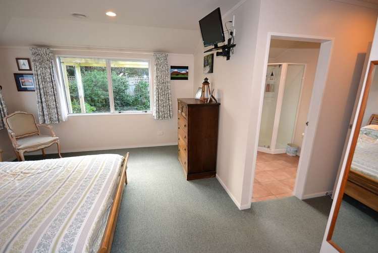 6 Marewa Place Waikanae Beach_8