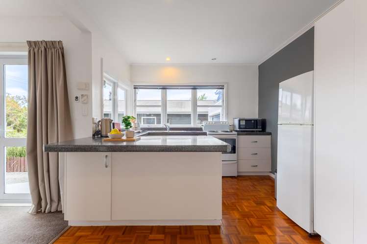 174 Matai Road Raumati Beach_6