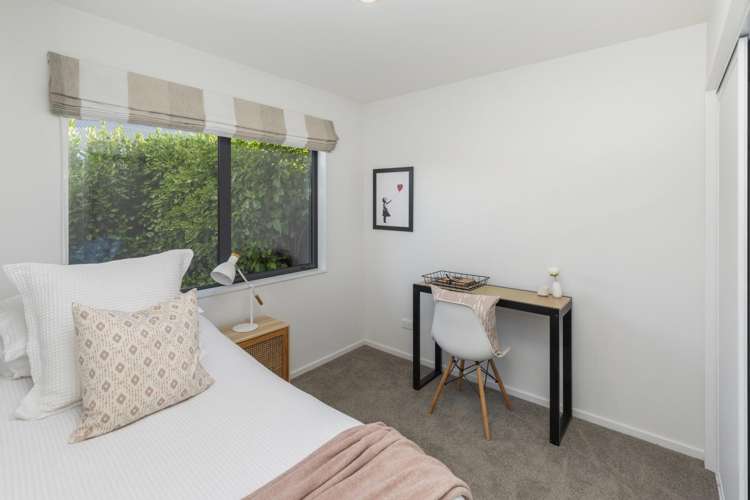 2/18 Lamorna Road Queenspark / Parklands_11