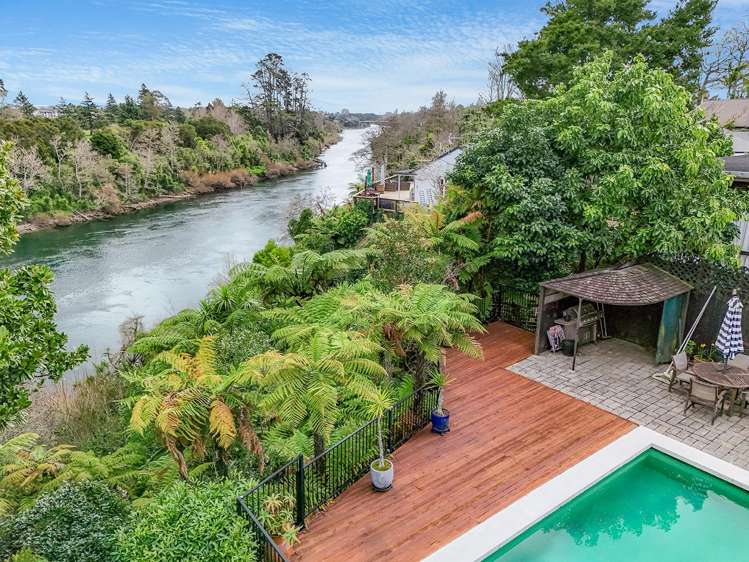 943 River Road Queenwood_28