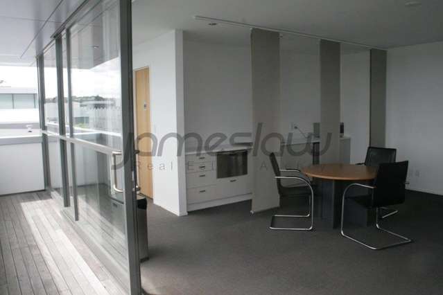 Building D4,  Top Level/59 Apollo Drive Albany_4