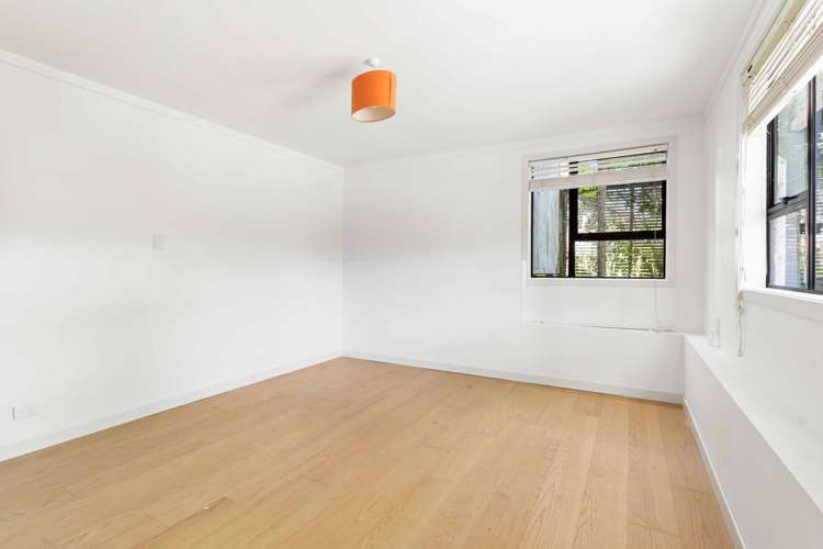 21 Fraser Road Narrow Neck_12