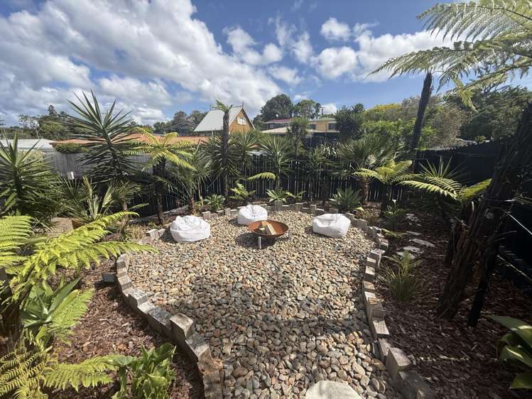 9A Shadon Place Stanmore Bay_24