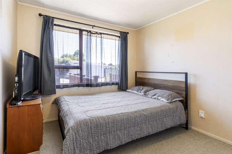 3 Saul Lane Springlands_5