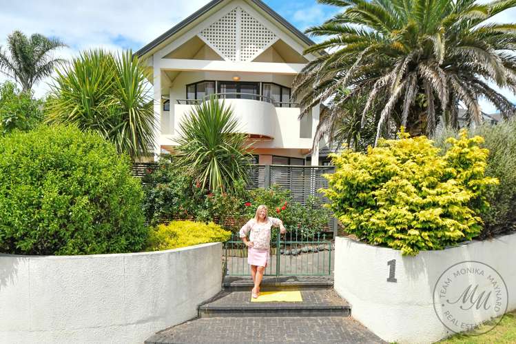 1 Capistrano Mews Goodwood Heights_1