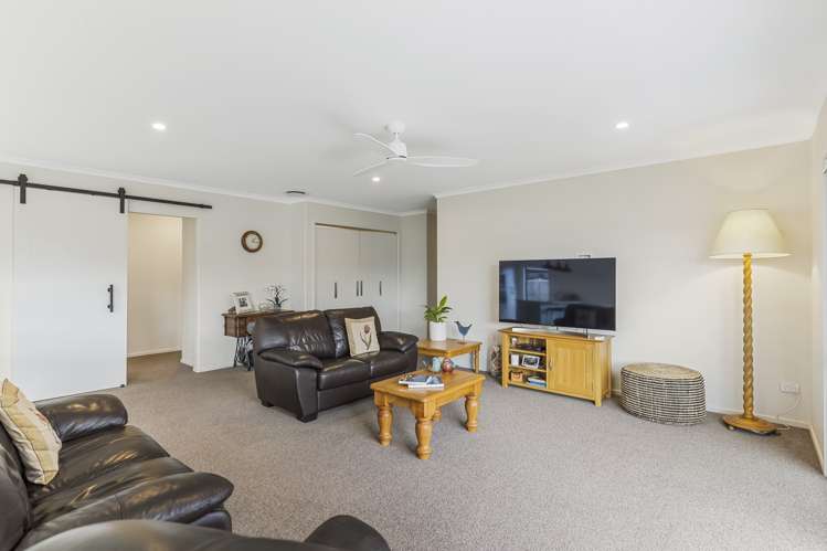 51 Couldrey Crescent Red Beach_8