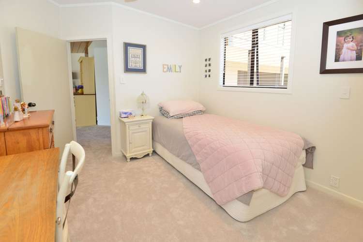 138 Pacific Parade Army Bay_10