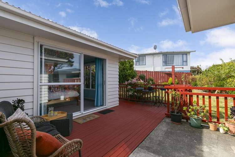 10 Erris Street Johnsonville_13
