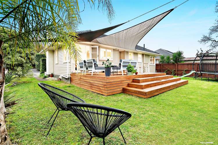 82 Kervil Avenue Te Atatu Peninsula_15