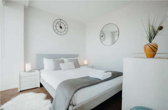 2112/10 Waterloo Quadrant Auckland Central_3