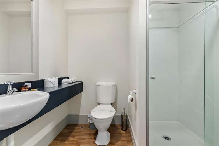 10/69 Edinburgh Drive Queenstown_9