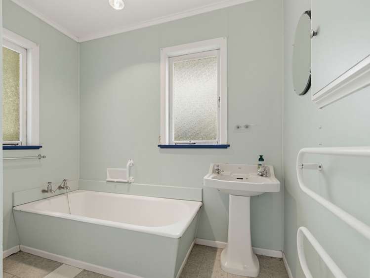 24A McIntyre Road Mangere Bridge_14
