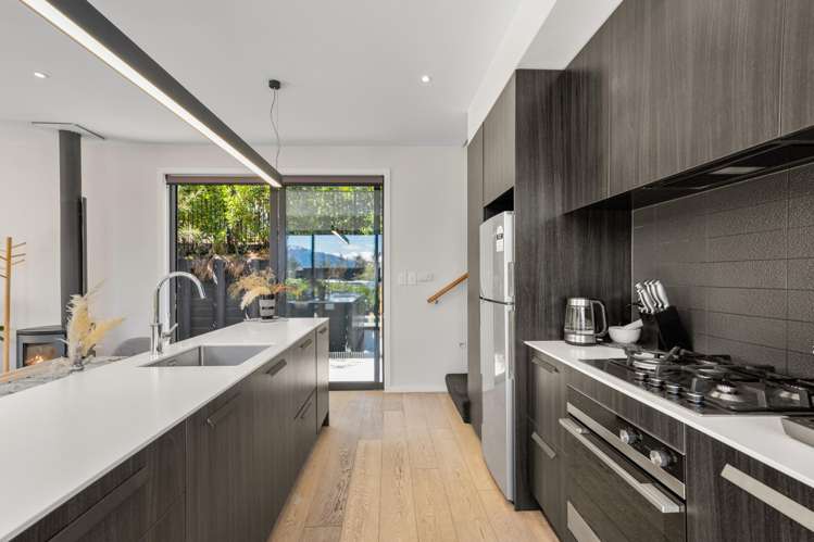 27c Falconer Rise Jacks Point_6