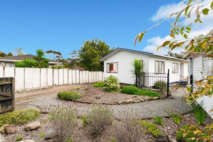 5 Urban Grove Ranui_18