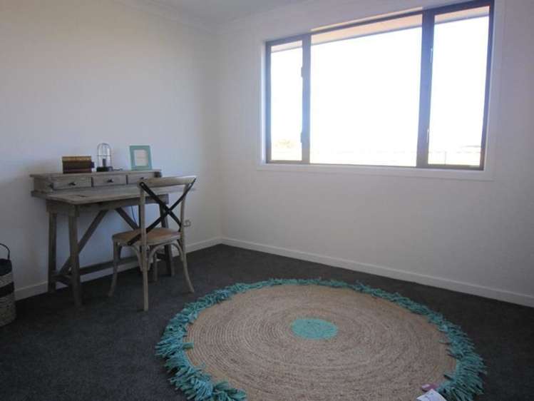 2 Lochern Rise Marchwiel_21