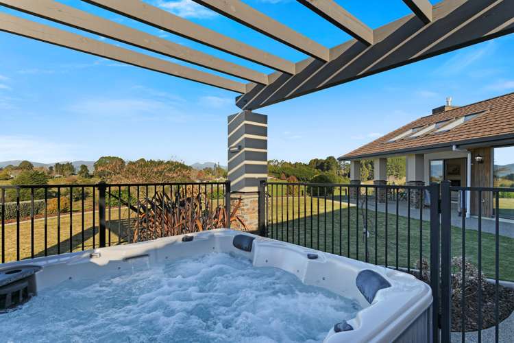 39 Galeo Road Redwood Valley_17