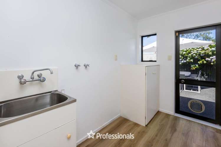 2 Bathurst Street Heretaunga_15