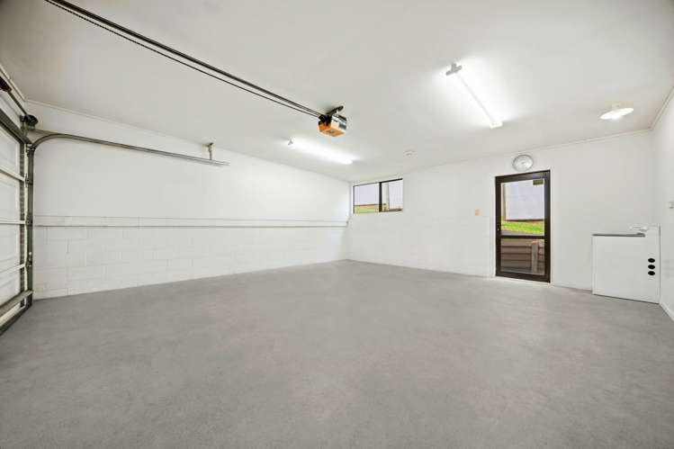 2/172 Chivalry Road Glenfield_20