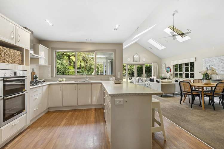 8 Saint Annes Square Tawa_21