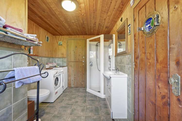 16 South Pacific Road Rakino Island_24