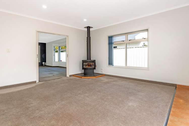 68 Potae Avenue Lytton West_8