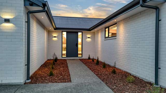 14 Greig Crescent Amberley_2