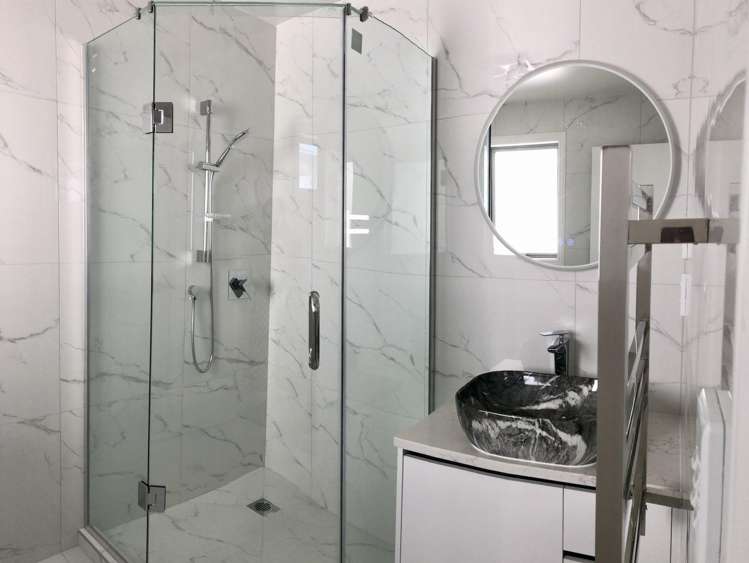 11 Aklander Rise Flat Bush_20