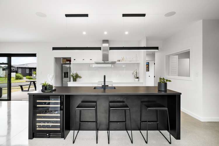 15 Saint Thomas Avenue Pyes Pa_4