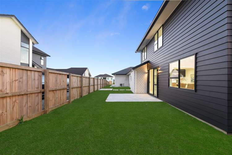 10 Repoiti Court Rototuna North_27