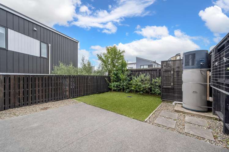 2 Tuhono Lane Northcote_13