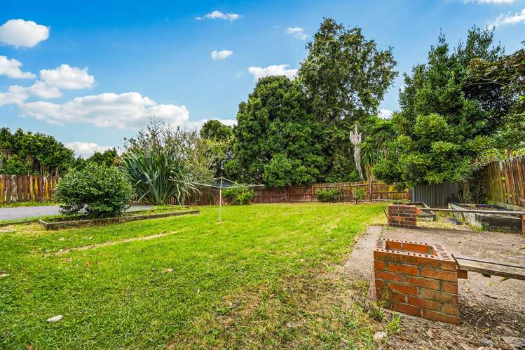 49 Tiroroa Avenue Te Atatu South_20