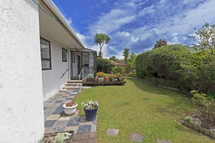 2 Rhinevale Close Henderson_16