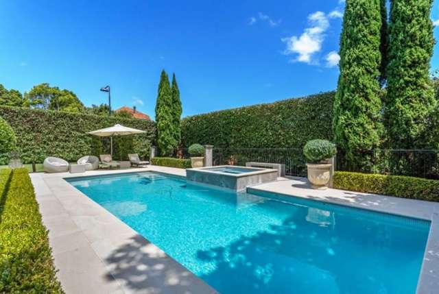 10 Upland Road 1776_1