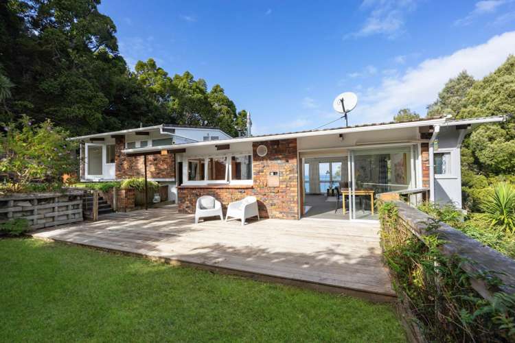 57 Arapito Road Titirangi_0