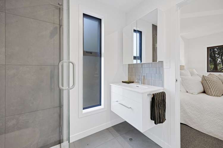 99 Liardet Street_0