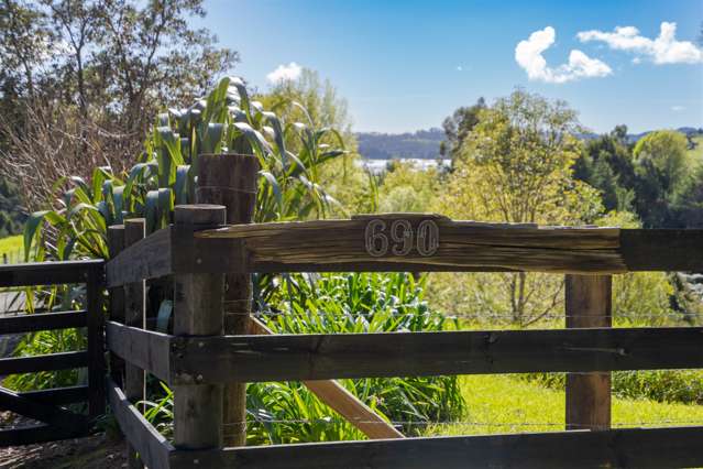 690 Waikino Road Russell Surrounds_2