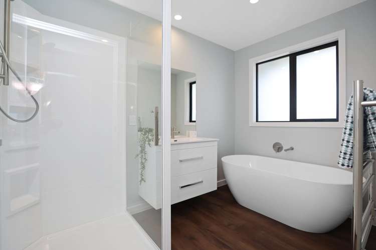 241 Racecourse Road Allenton_26