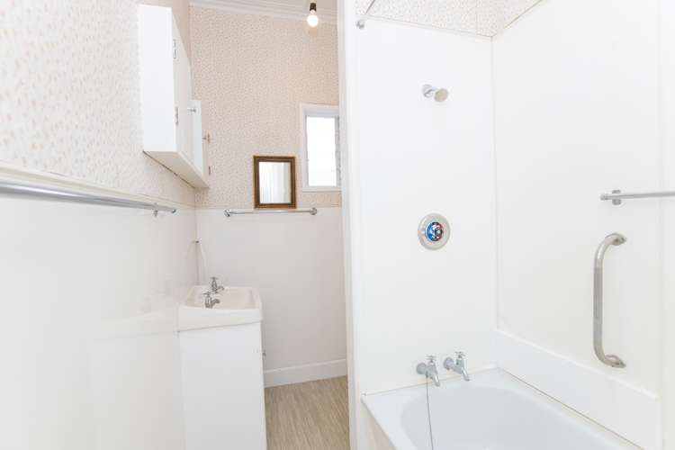 61 Harris Street Kaiti_15