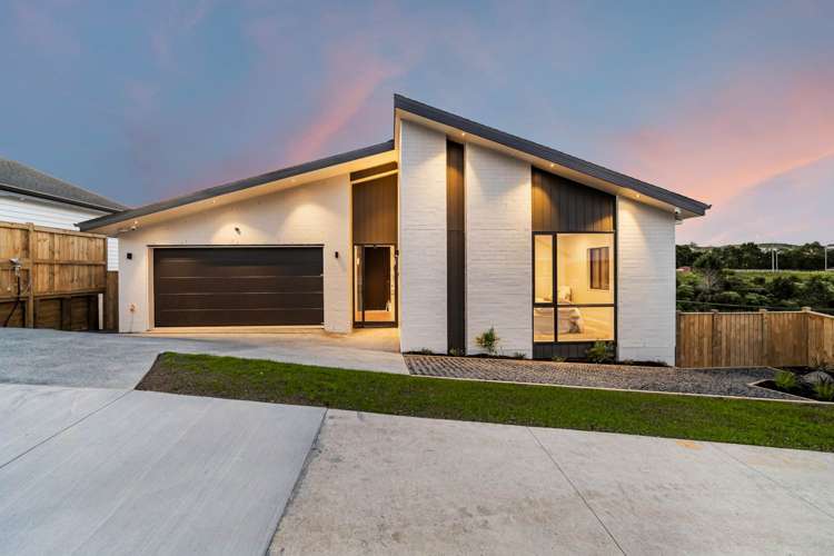 16 Skulander Crescent_0