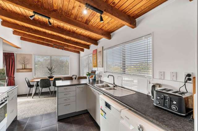 38 Thorburn Avenue Red Beach_1