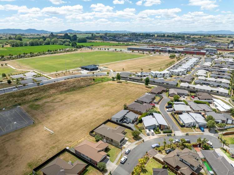 13 Chadwick Place Rototuna North_26