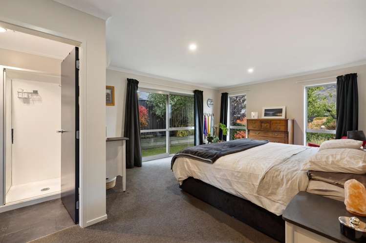 23 Banbury Terrace Lower Shotover_13