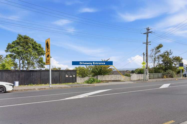 481 Mount Albert Road_4