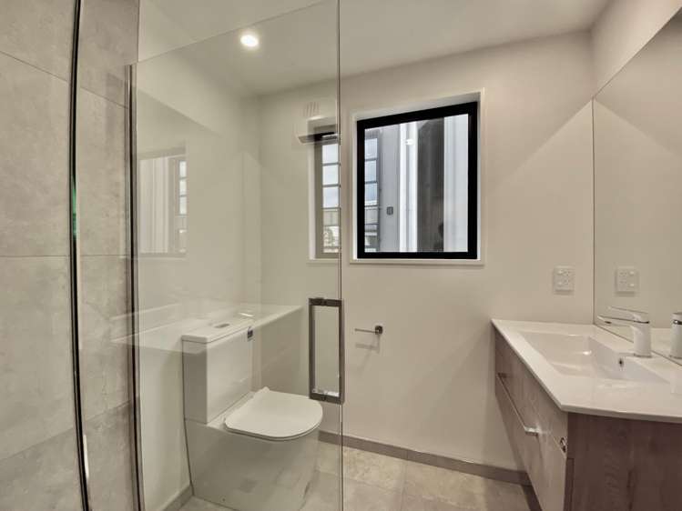  1/7 Ward Street Addington_9